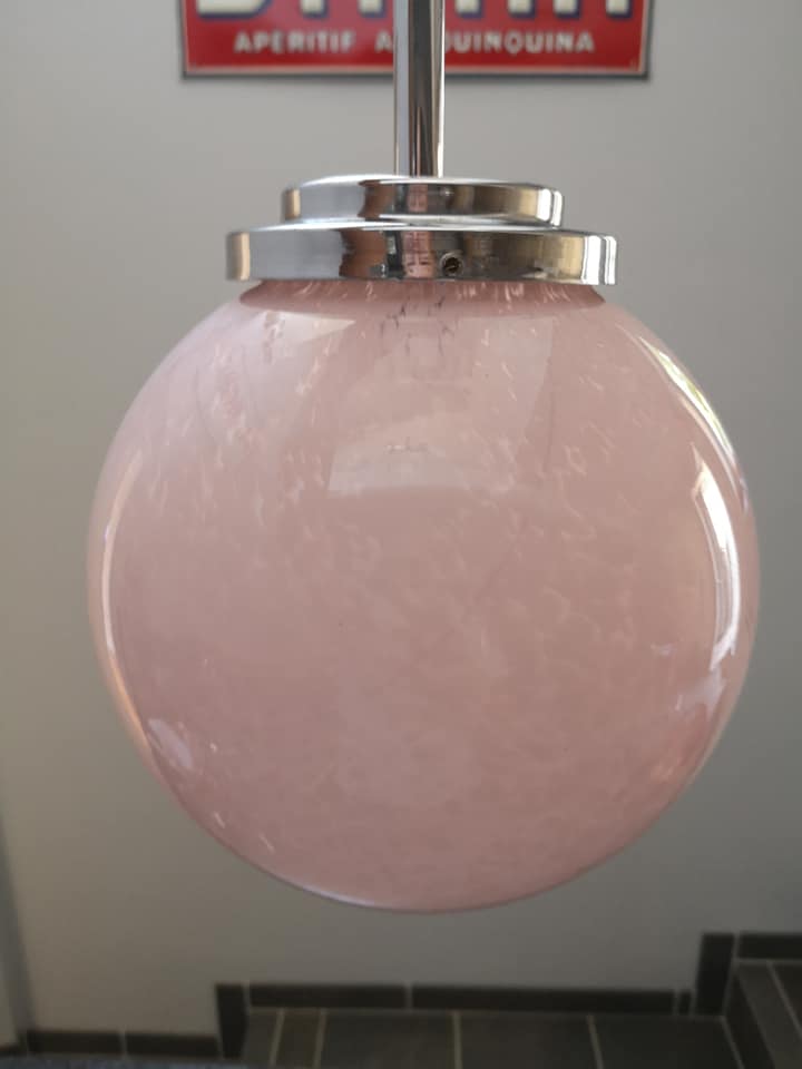 Ceiling lamp globe ball Art Deco opaline Clichy pink 1930