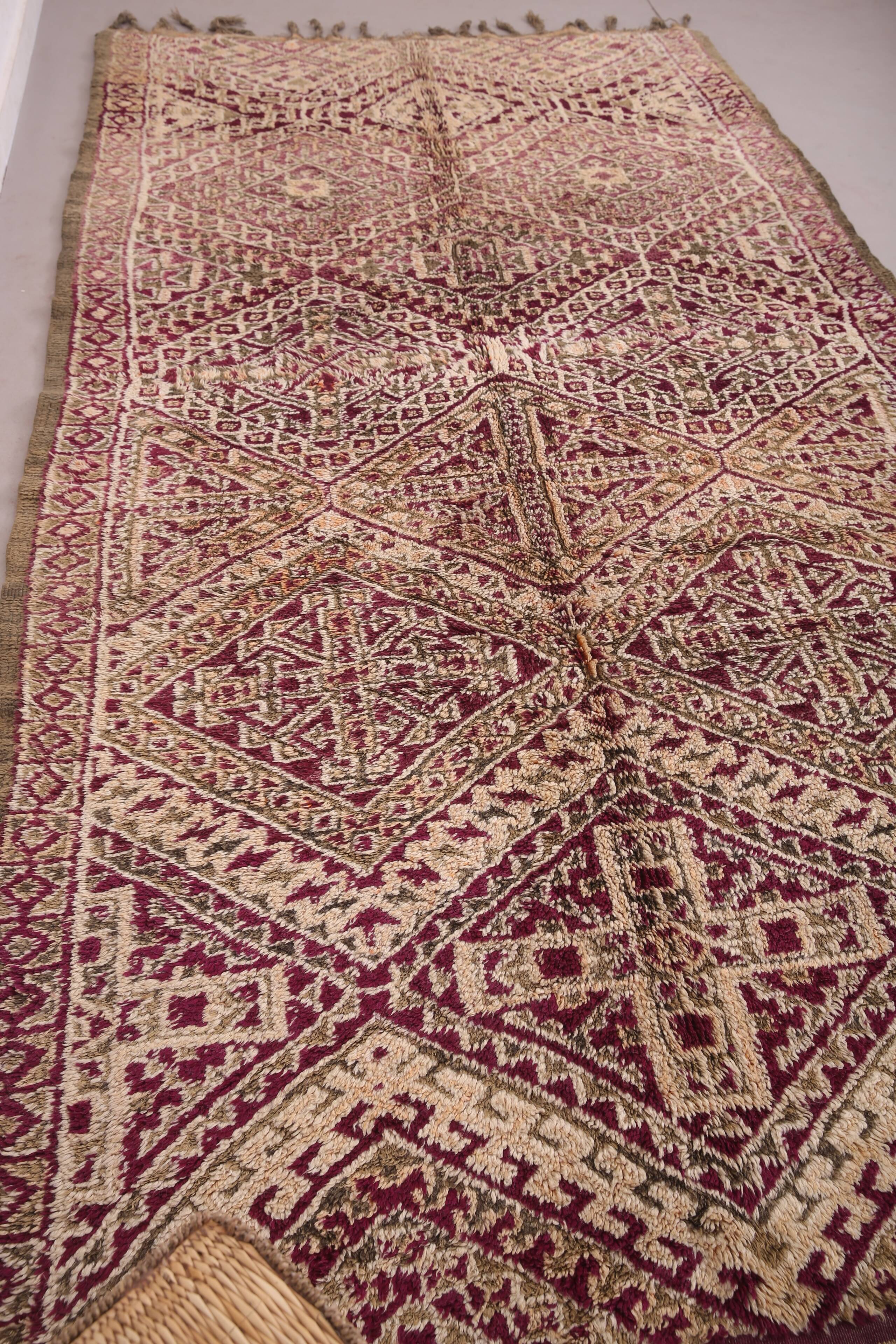 Purple Vintage Beni Mguild Rug 186 x 353 cm - Handmade Berber Wool Rug