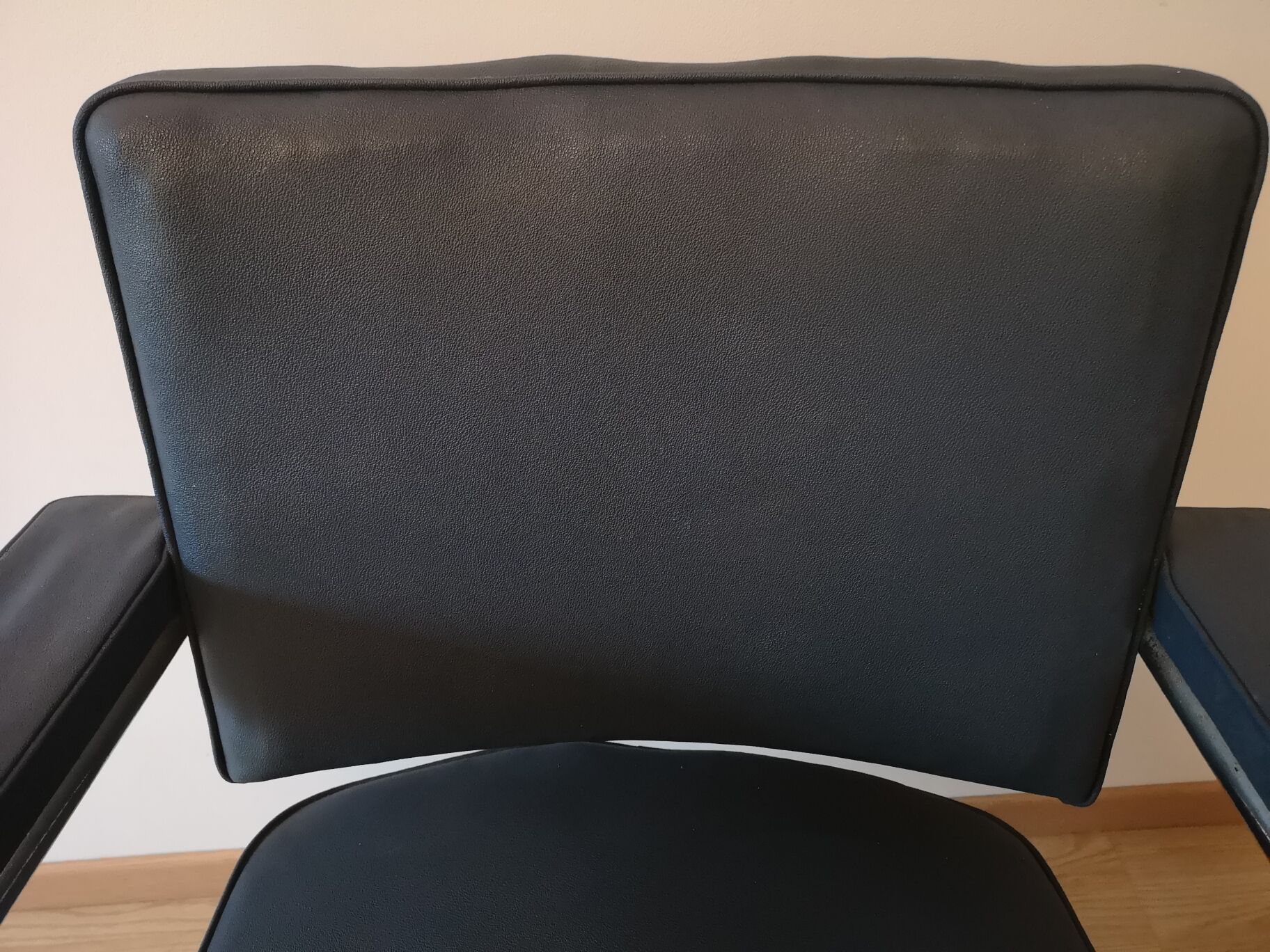 Industrial Pullman chair 60 sad vintage blue