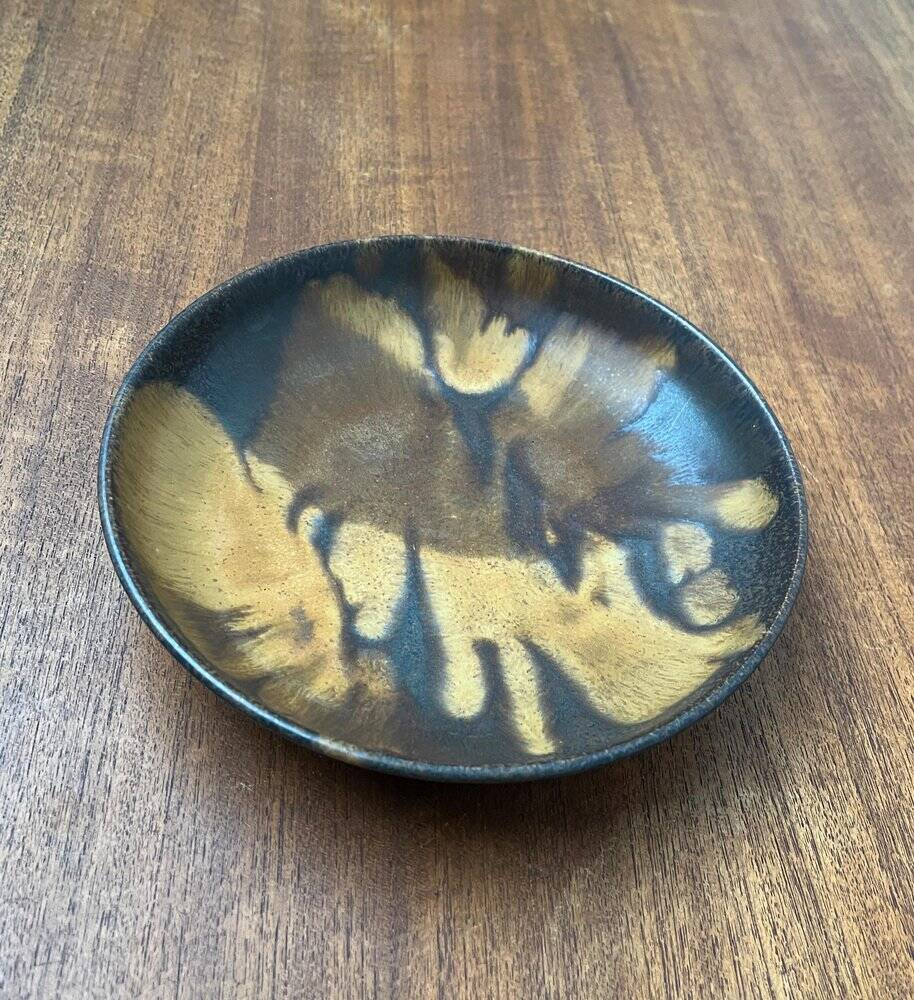 Mid-century German studio pottery bowl by Otto Wichmann, 1960s.