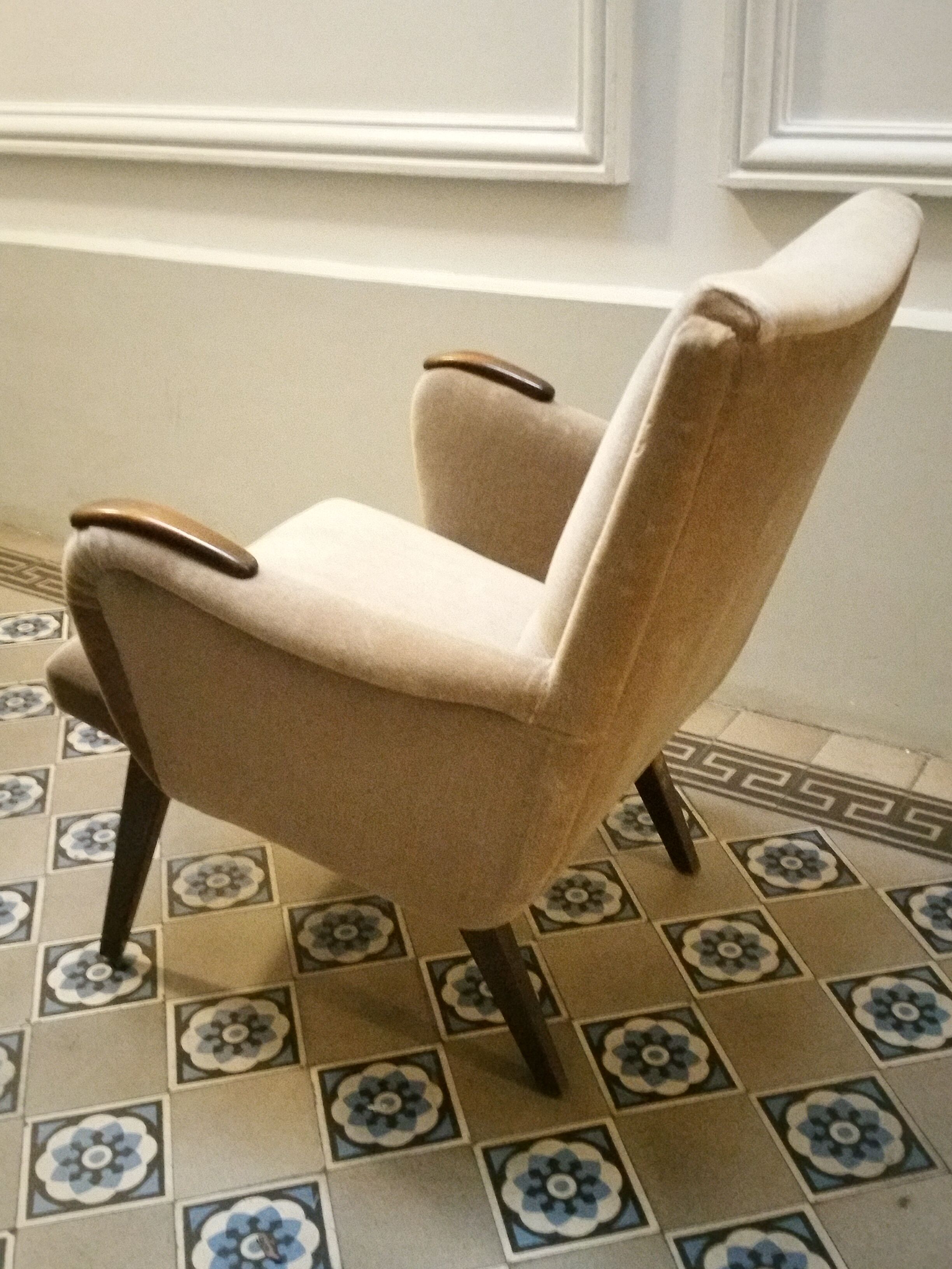 Pairs of armcchairs Danish 50/60s Arno Votteler knoll