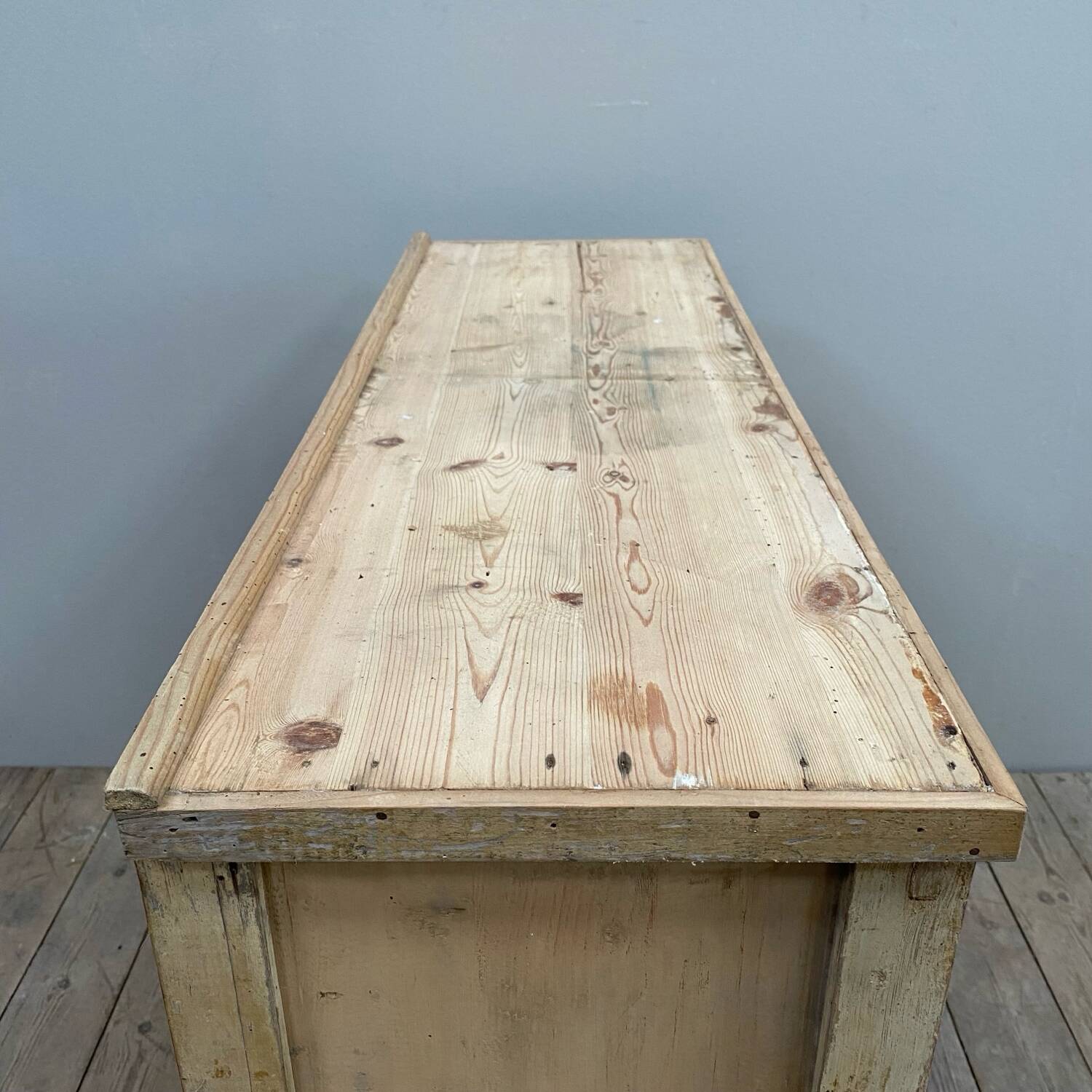 Workshop drawer unit