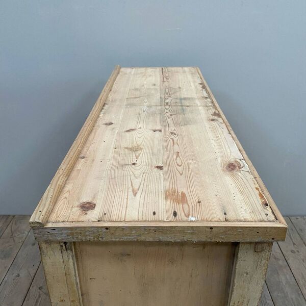 Meuble d’atelier à tiroirs