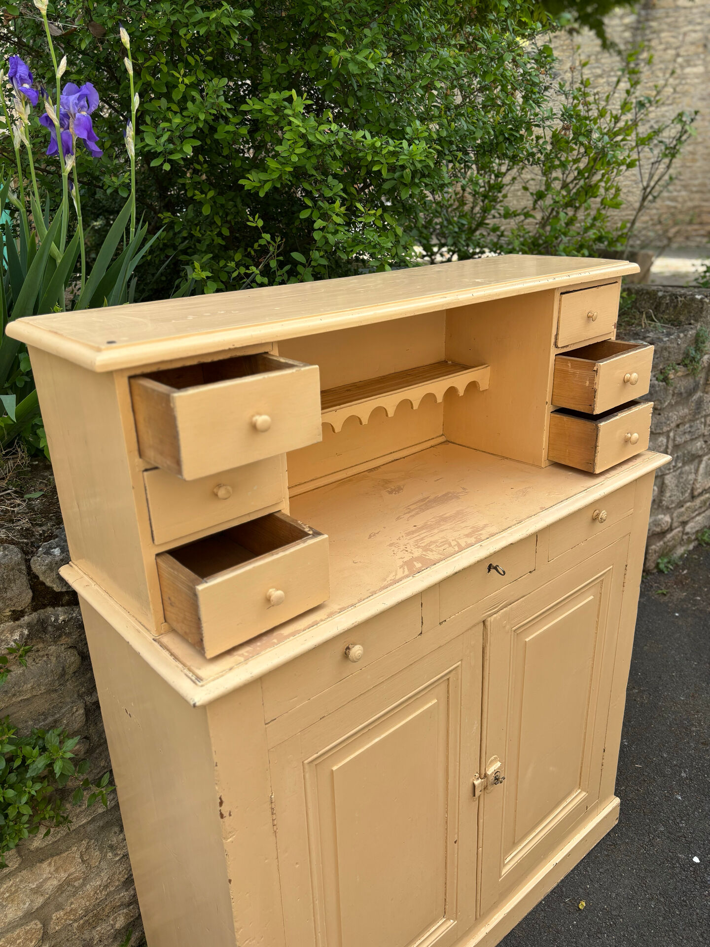 Sideboard
