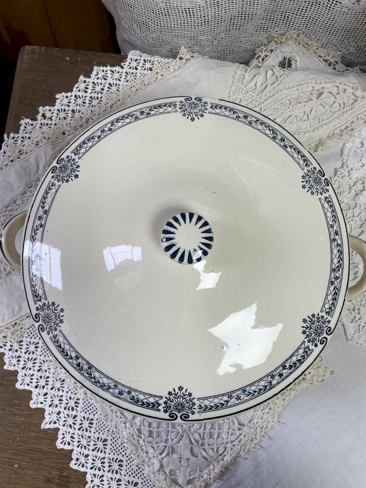 Salins blue iron earth soup tureen