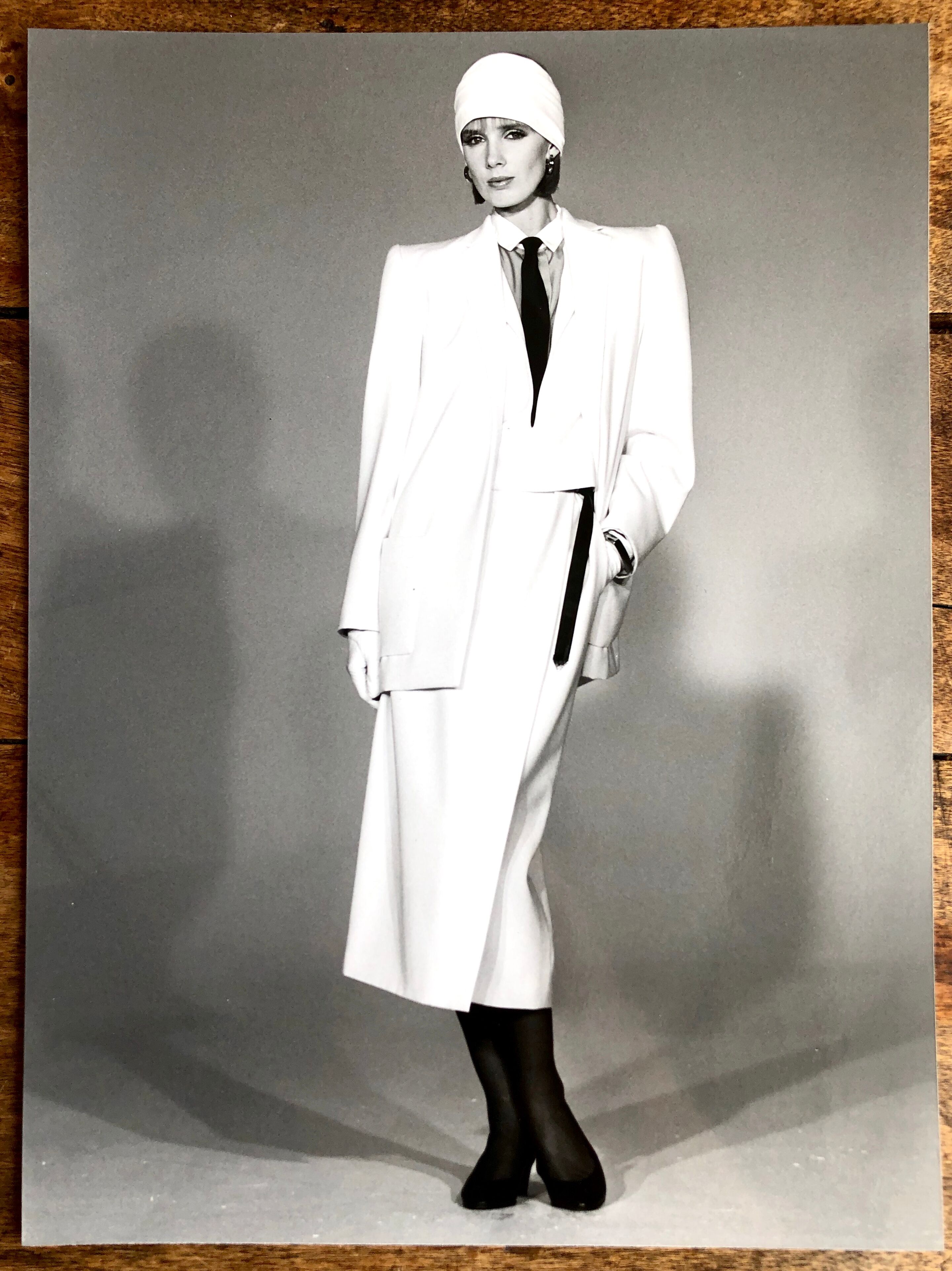 Christian Dior: fashion illustration