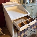 Counter / desk
