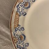 Paire d'assiettes à dessert Longwy XXème siècle