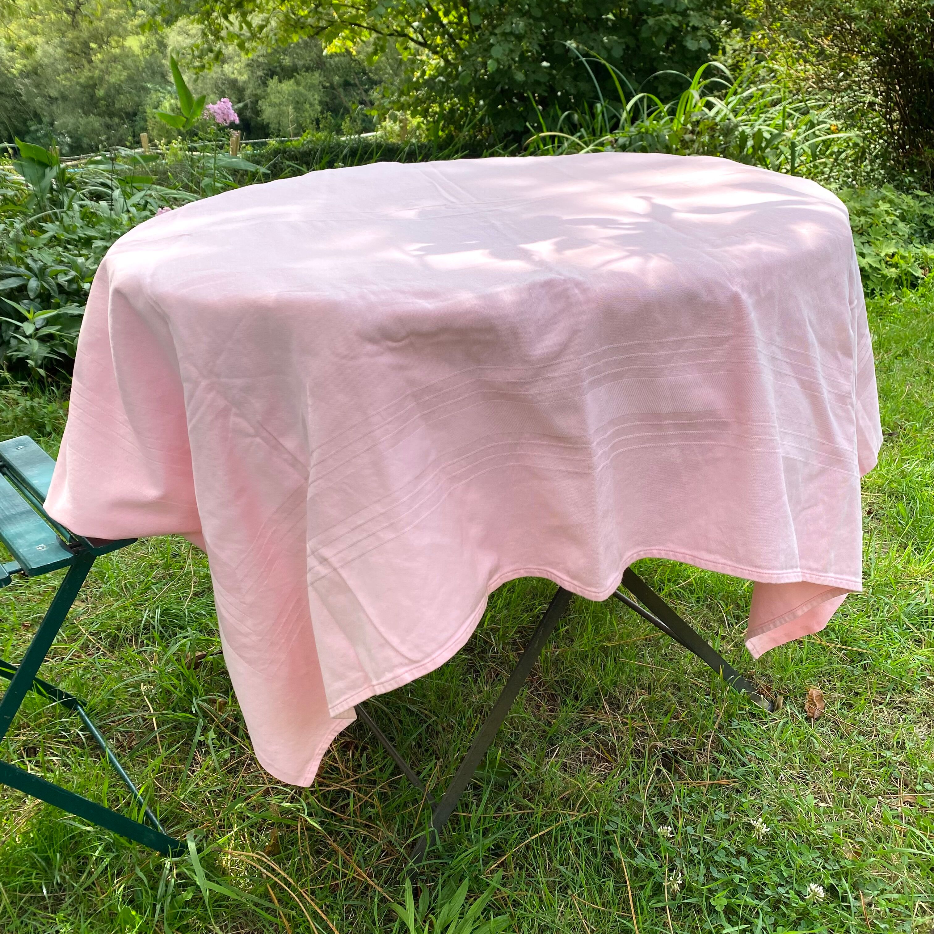 Vintage pink cotton tablecloth 140 X 130