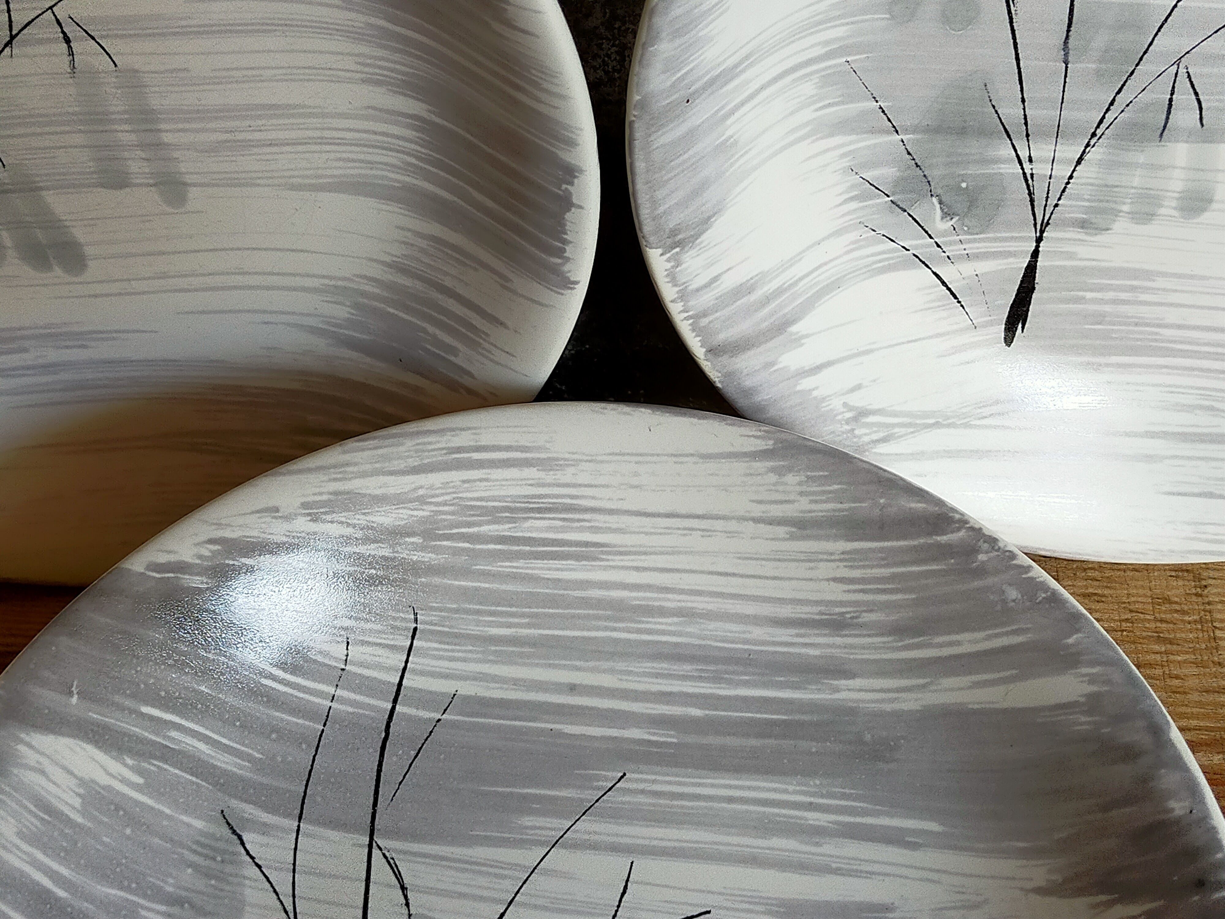 Six assiettes céramique Niderviller service "Chatons" années 50.