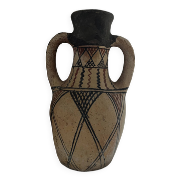 Old water jar 27cm