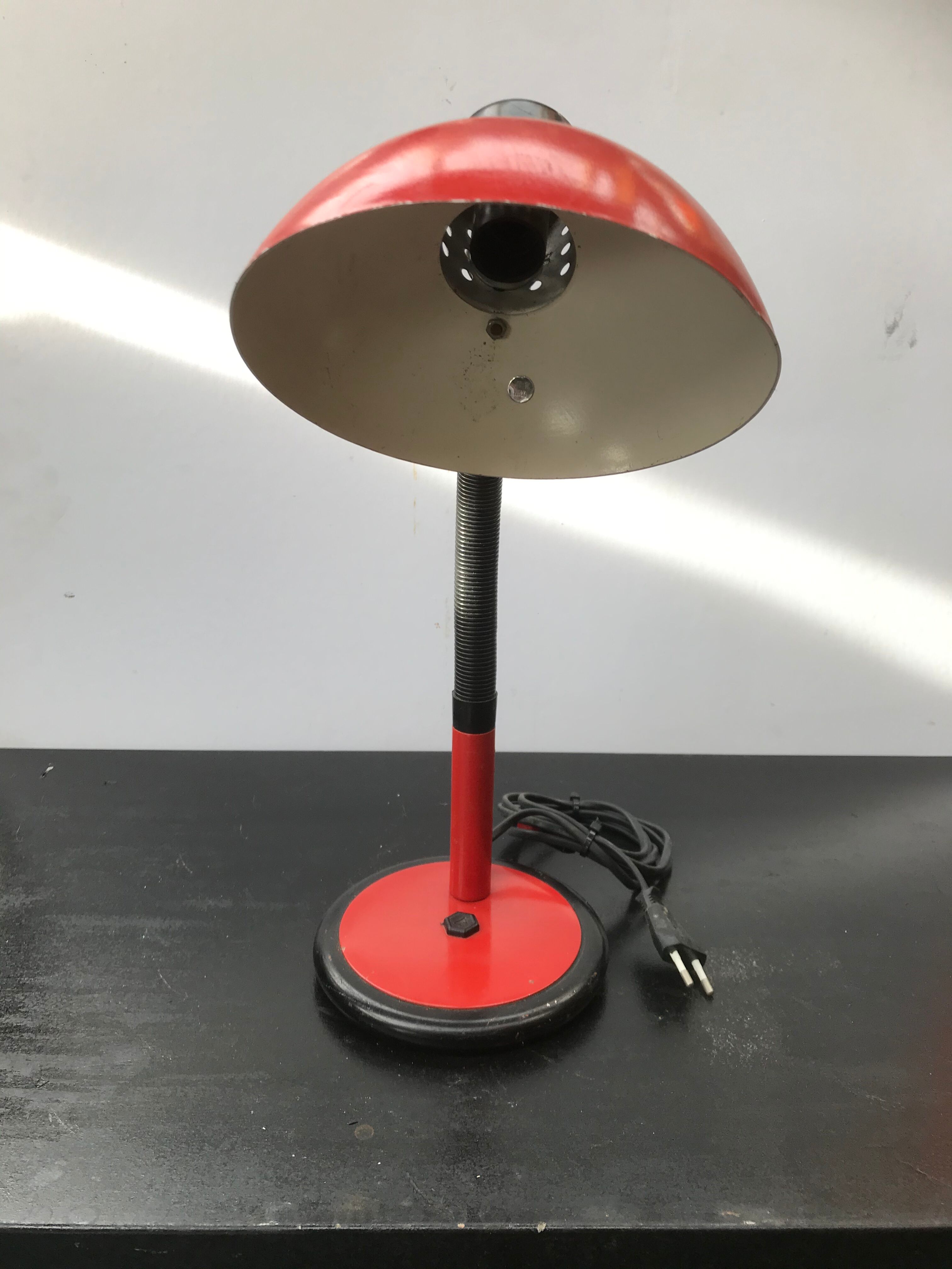 Office lamp Aluminor red metal