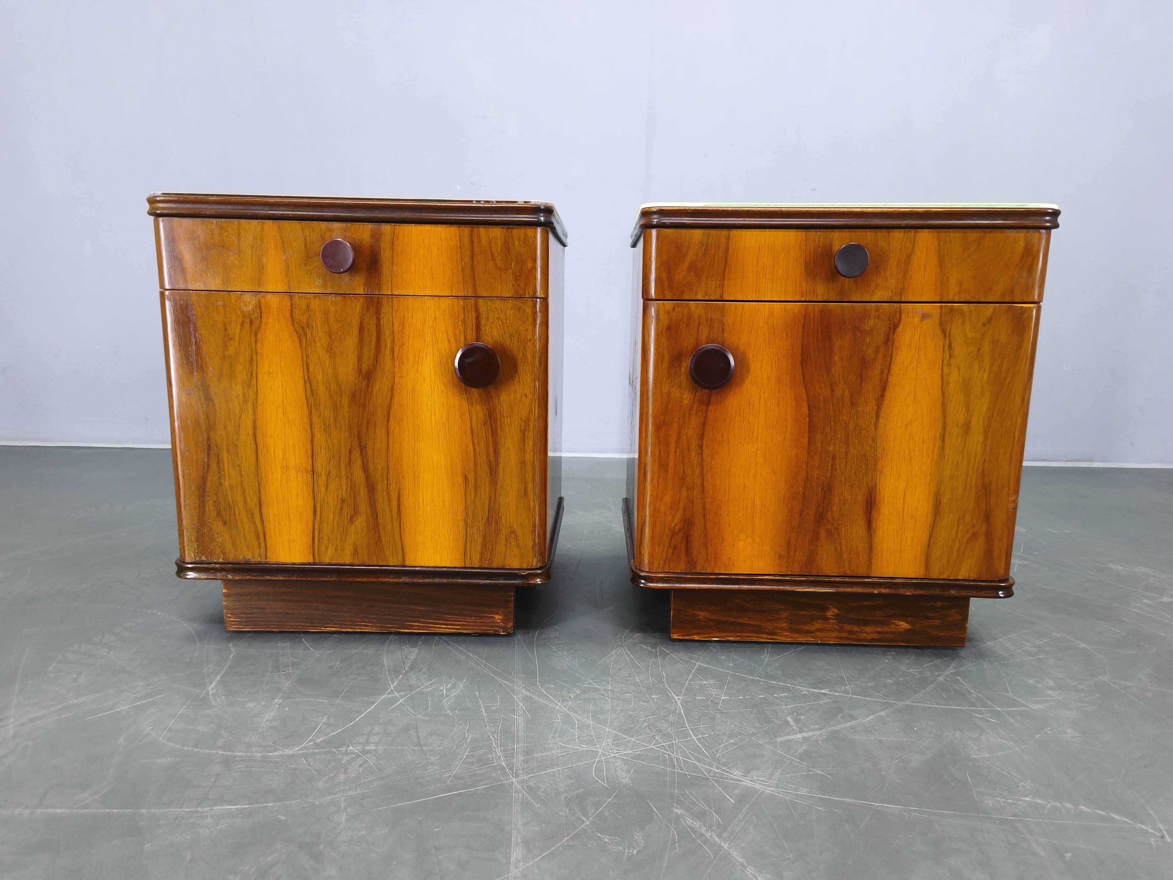 Pair of Mid-Century Walnut Nightstands with Glass Tops, 1950s