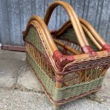 Door vintage rattan magazines