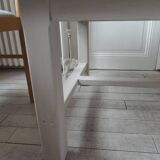 Table basse réalisée à partir d'une table de ferme vintage en bois massif