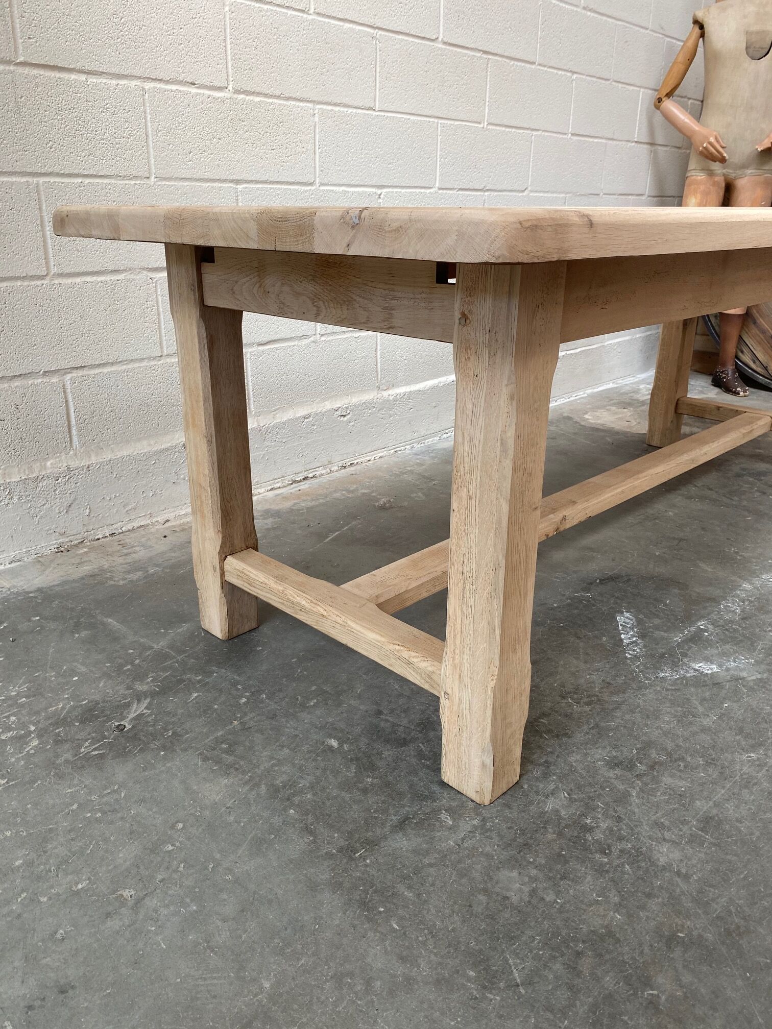 Oak farm table
