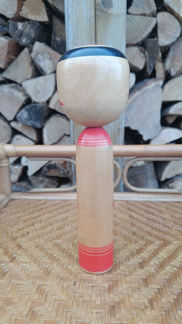 Poupée kokeshi