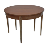 Modular scandinavian table