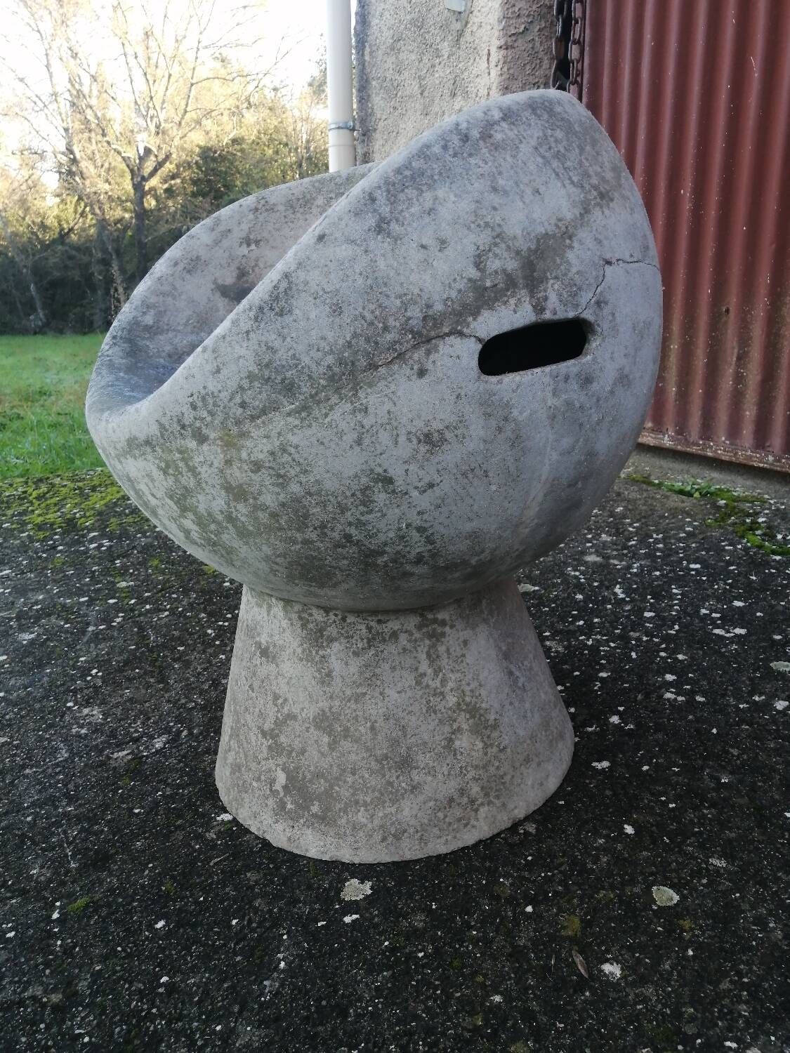 Vintage robert pansart outdoor armchair for elo in fiber cement.