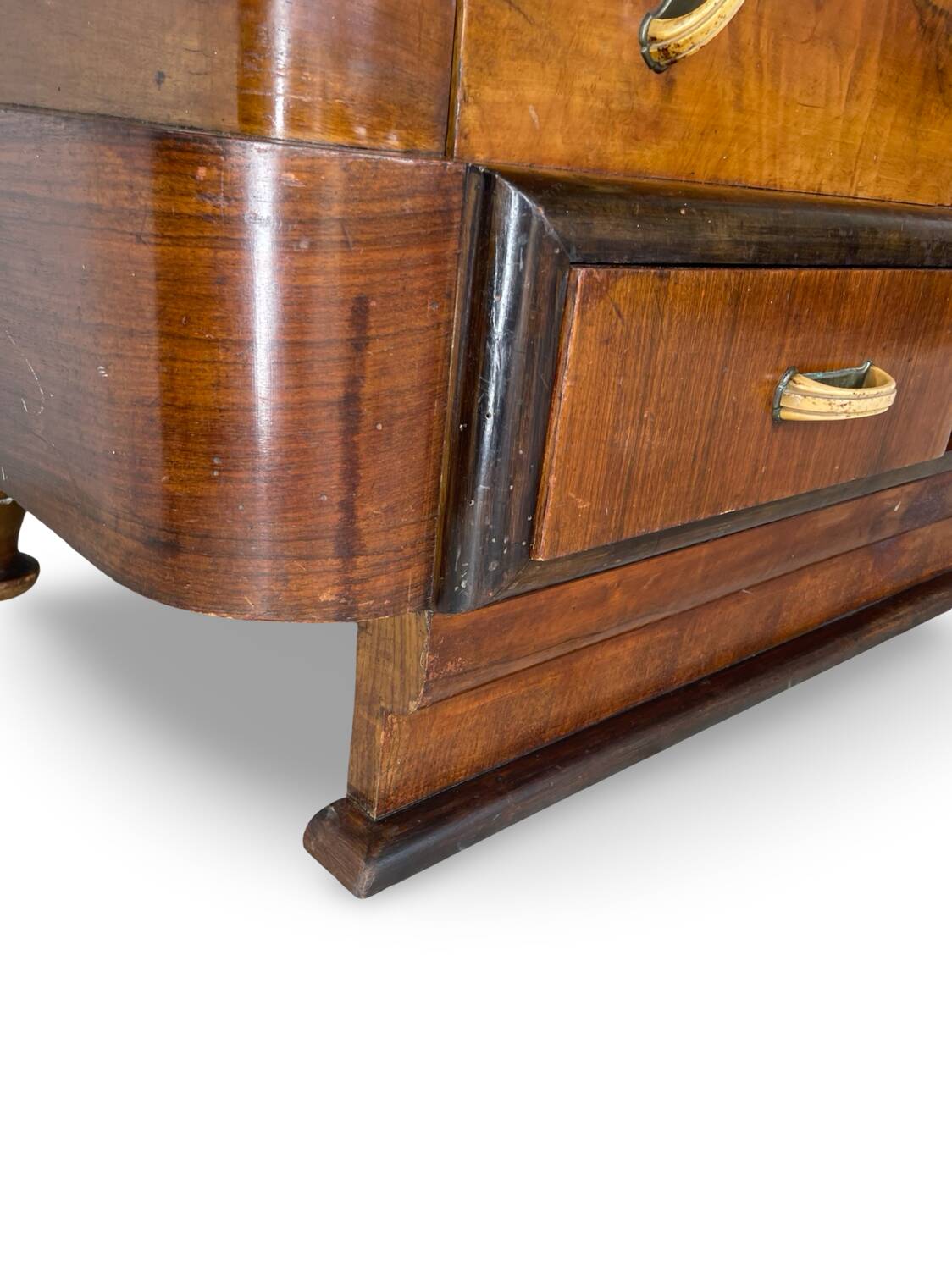 Commode italienne Art déco en ronce de noyer, années 1920