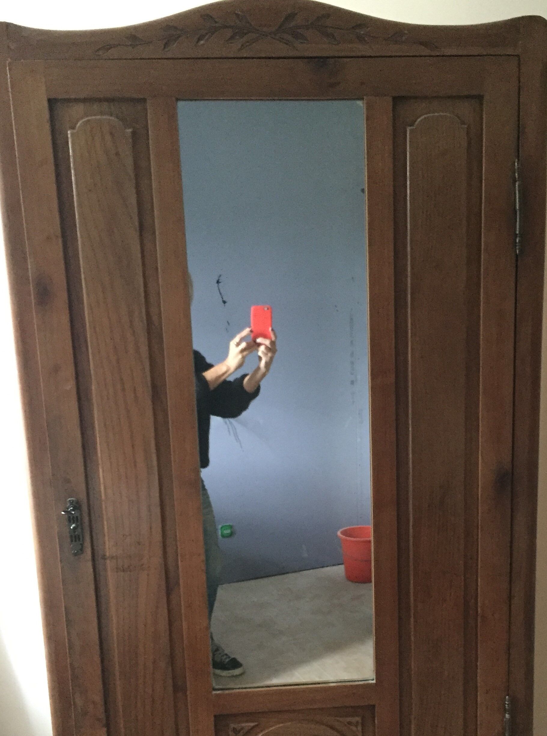 Vintage mirror cabinet