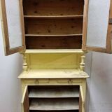 Ancien buffet de cuisine