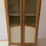 Armoire portes vitrées