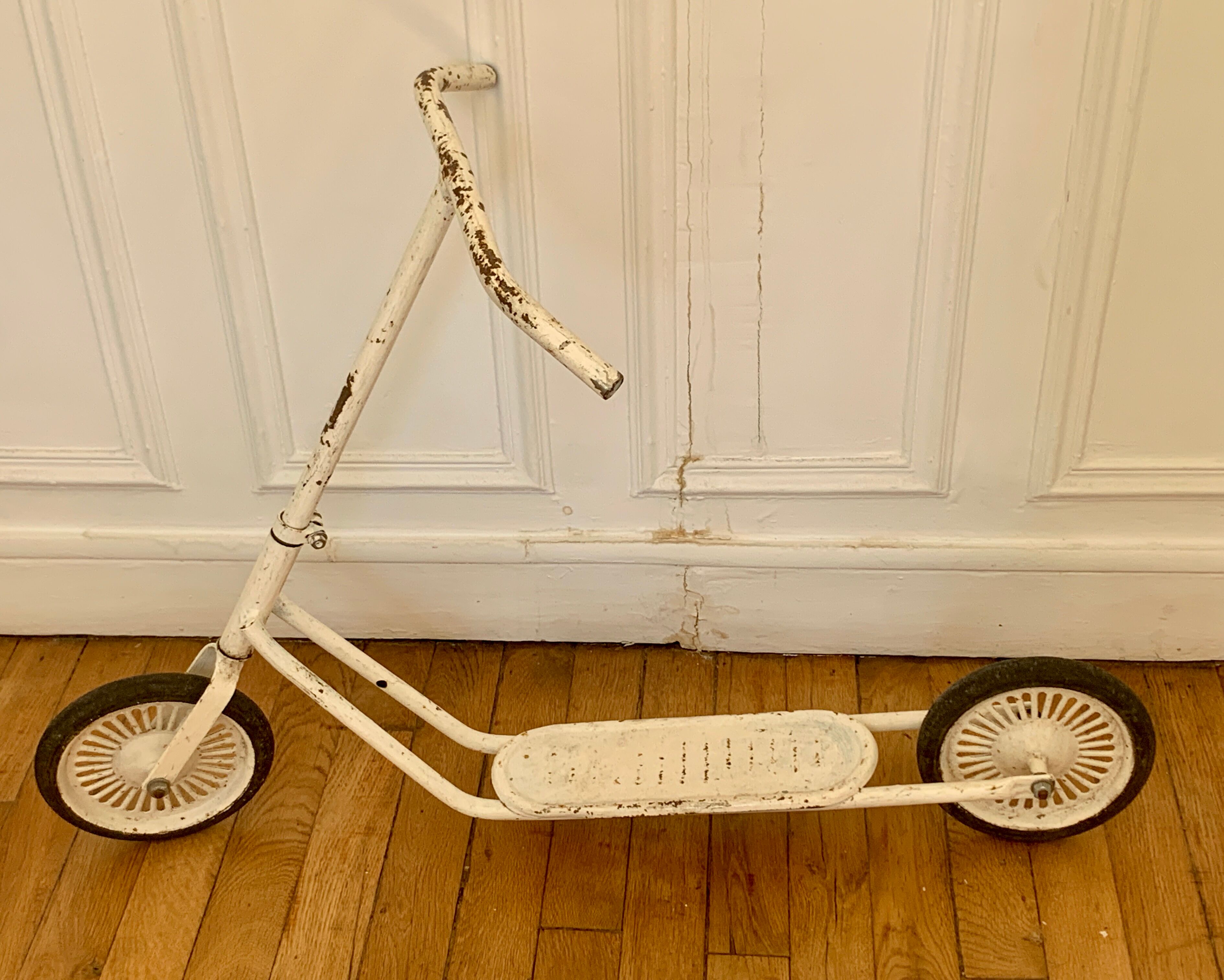 Vintage metal trotinette