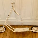 Vintage metal trotinette