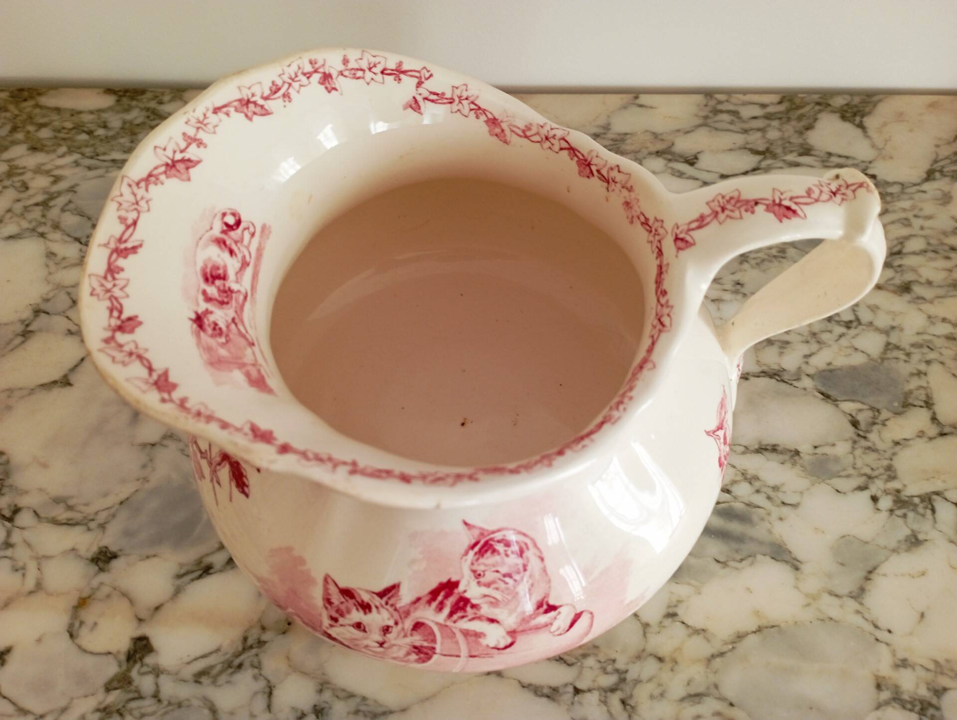 Terre de Fer pitcher