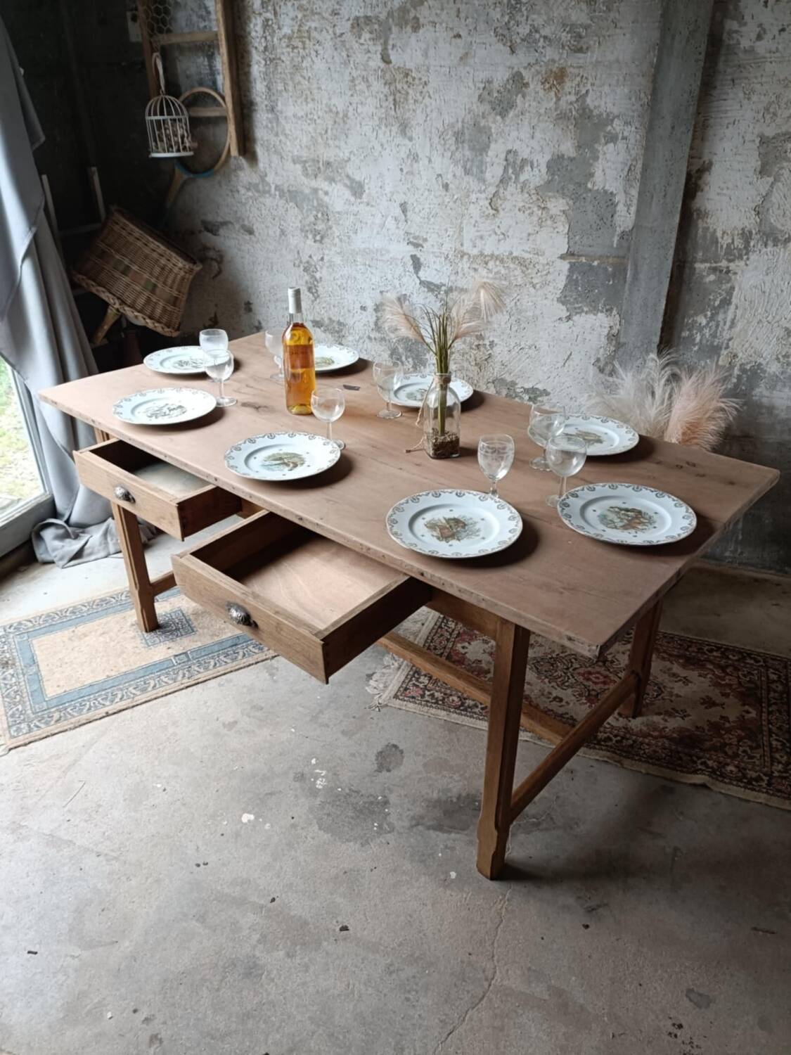 Farmhouse table