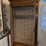 Armoire début XXe en merisier verni