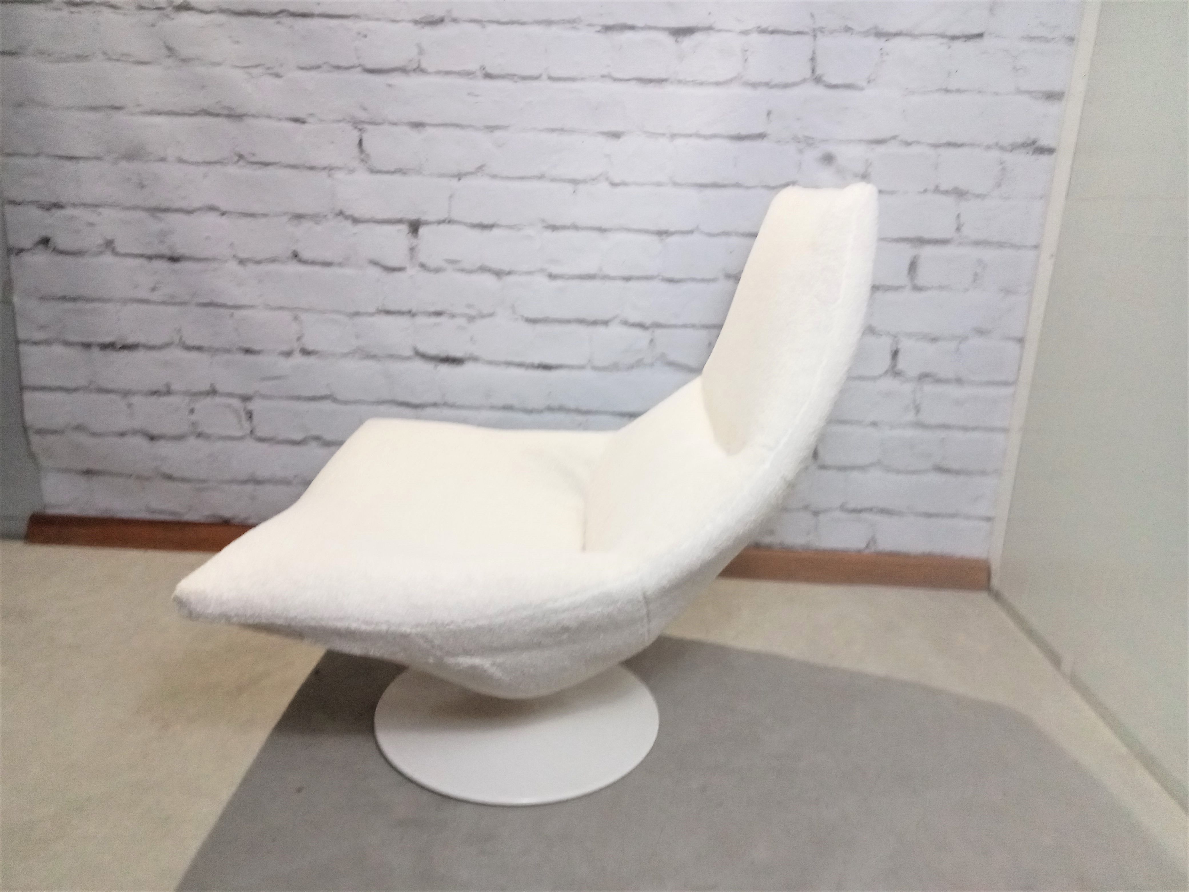 Fauteuil pivotant 1960