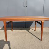 Table en teck avec rallonges par Johannes Andersen