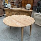 Round table in elm from the early 20th century.