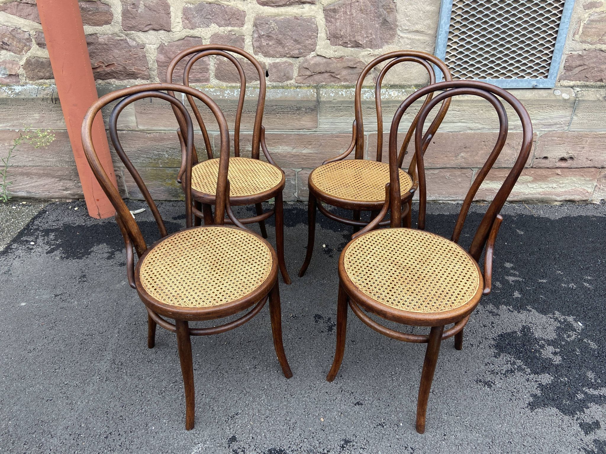 Suite of 4 viennese bistrot chairs
