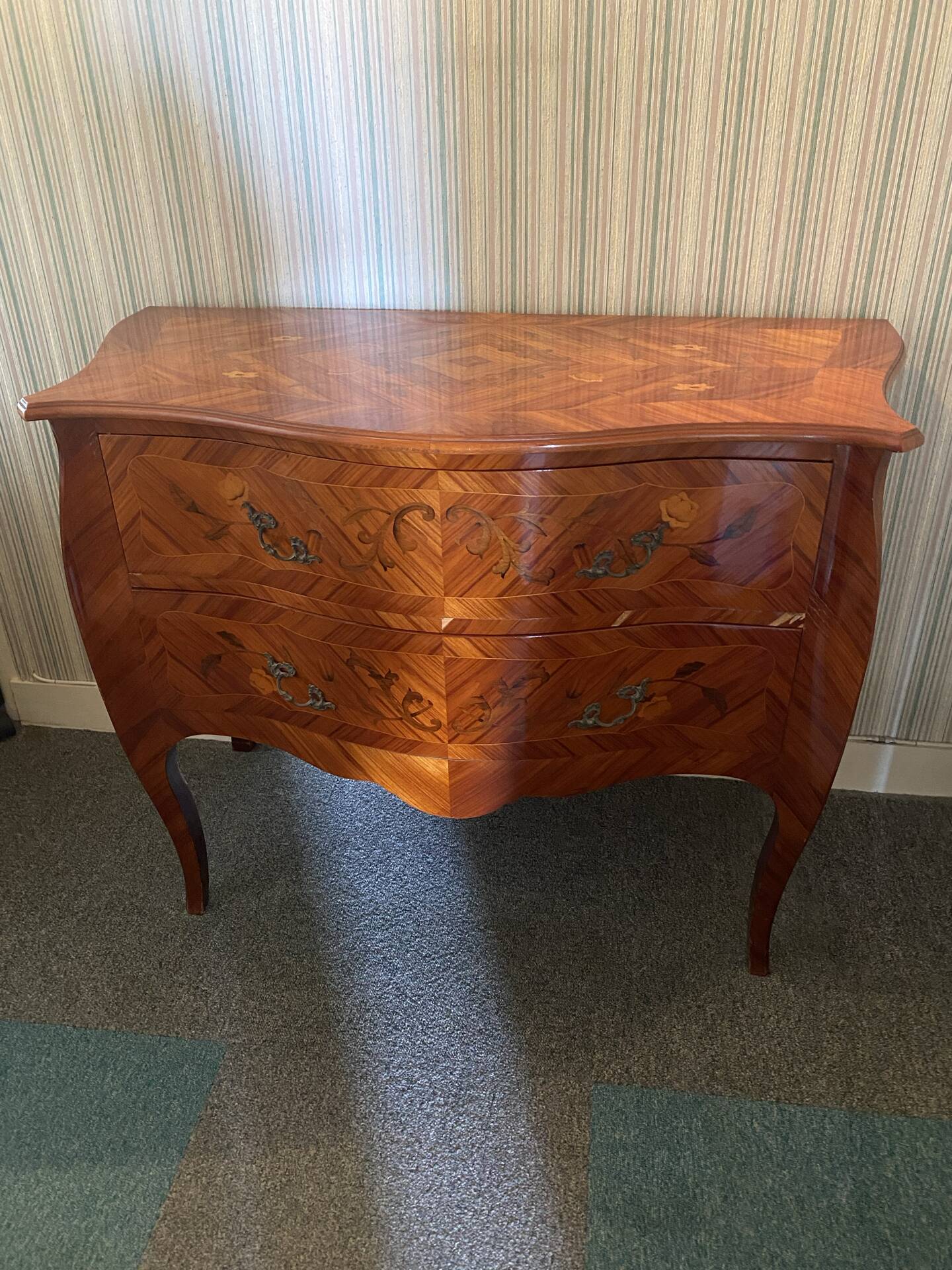 Commode de style Louis XV