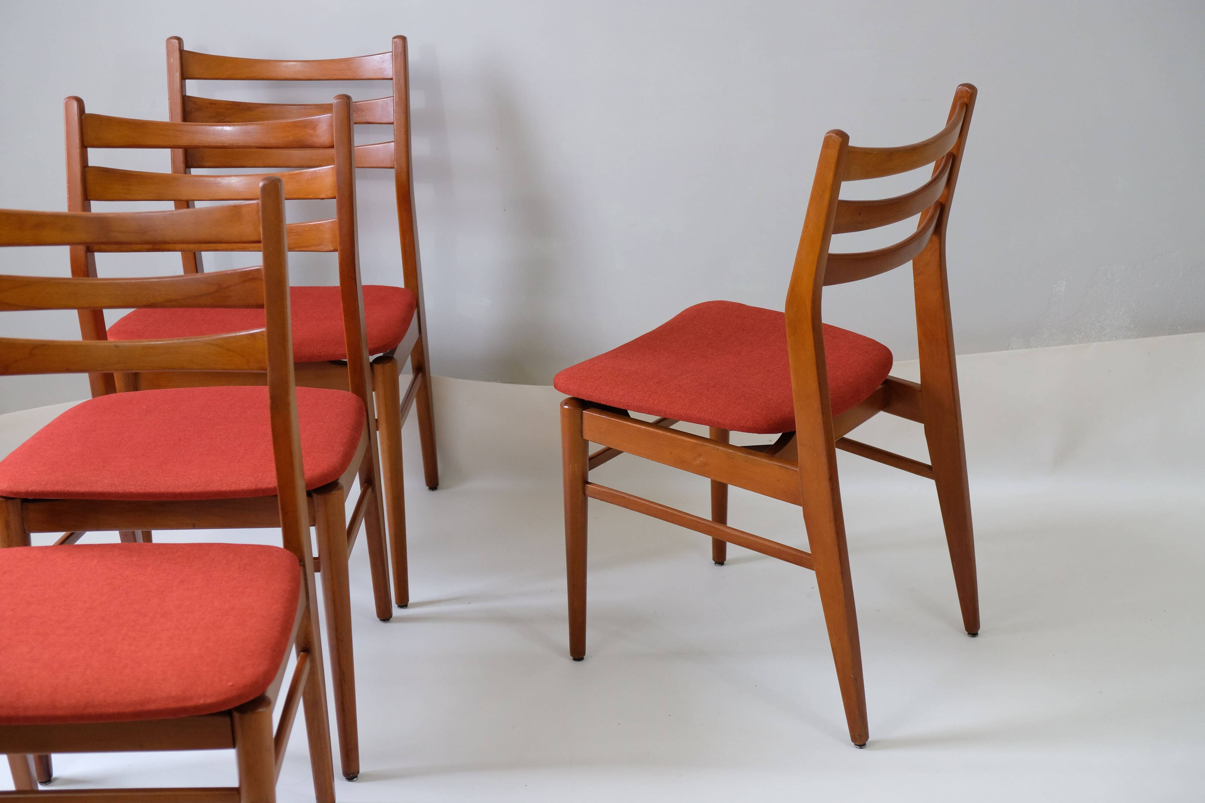 Set of 4 vintage chairs