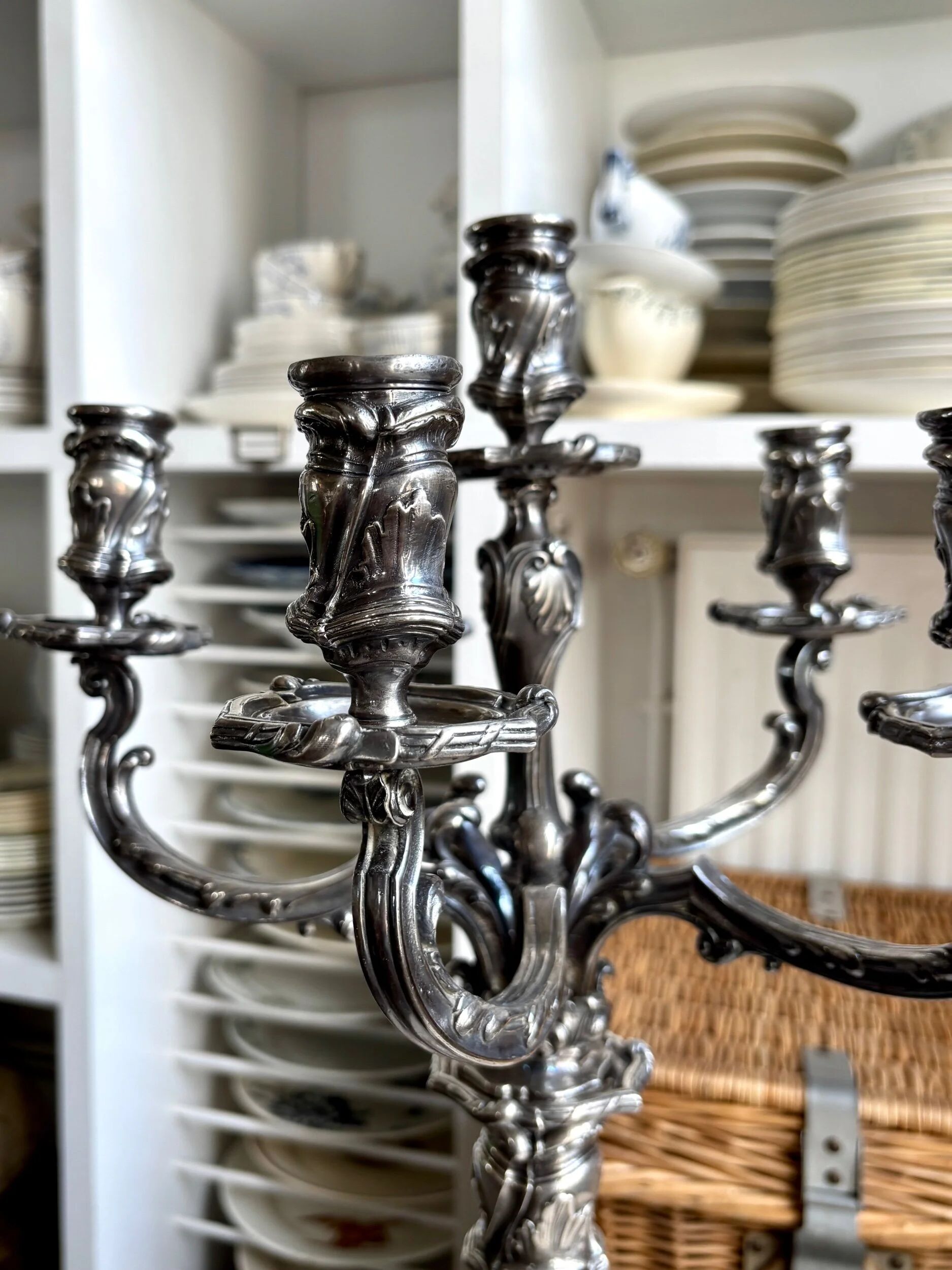 Flambeau, 6-light chandelier by Christofle in silver-plated metal, late 19th century.