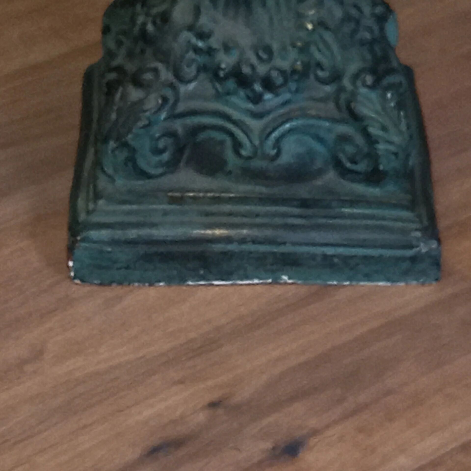 Antique ceramic column faux bronze