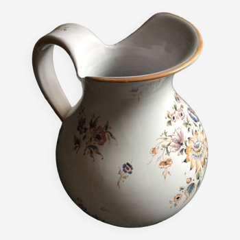 Earthenware jug from Moustiers