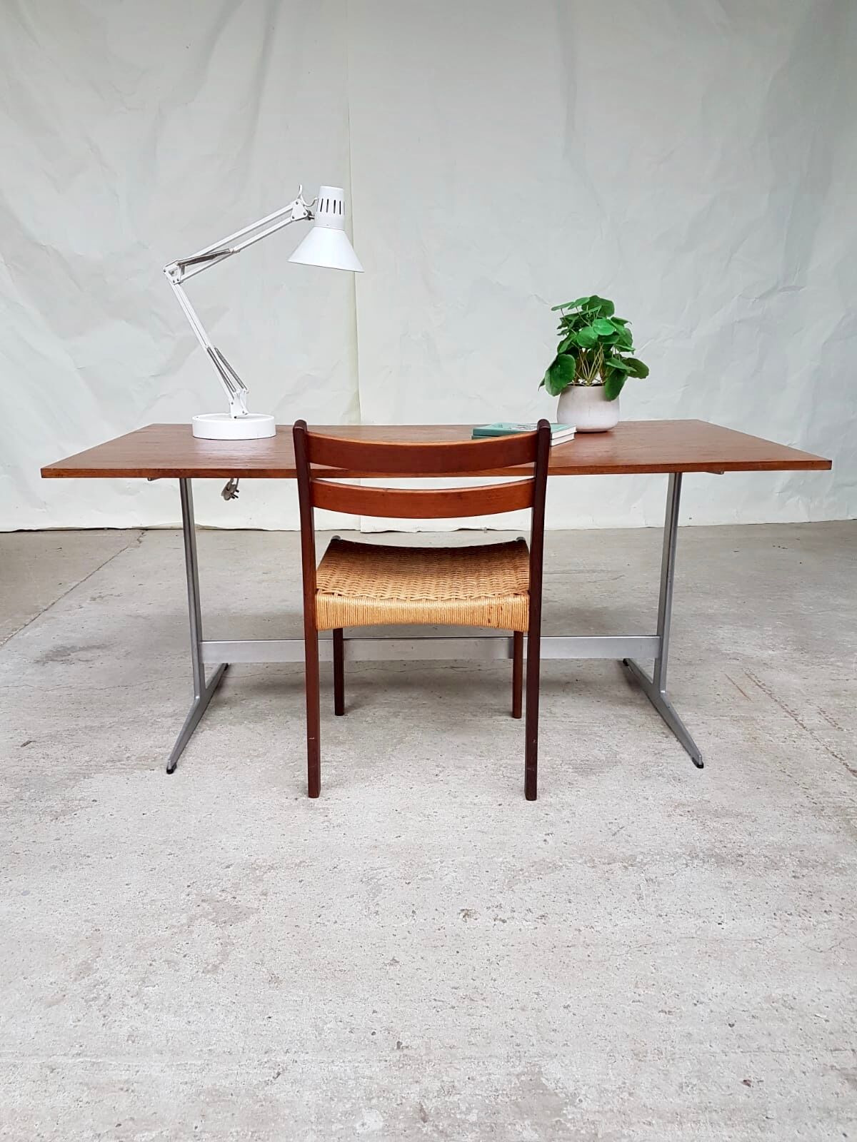 Aluminium dining table Arne Jacobsen for Fritz Hansen
