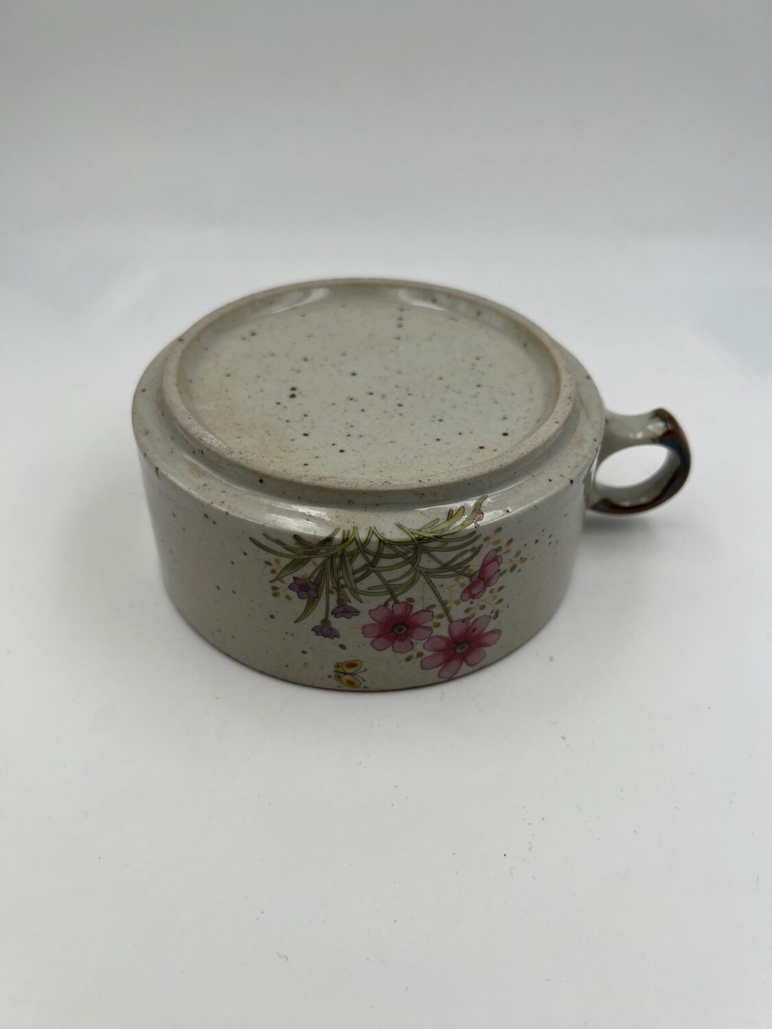 Six ceramic floral cups