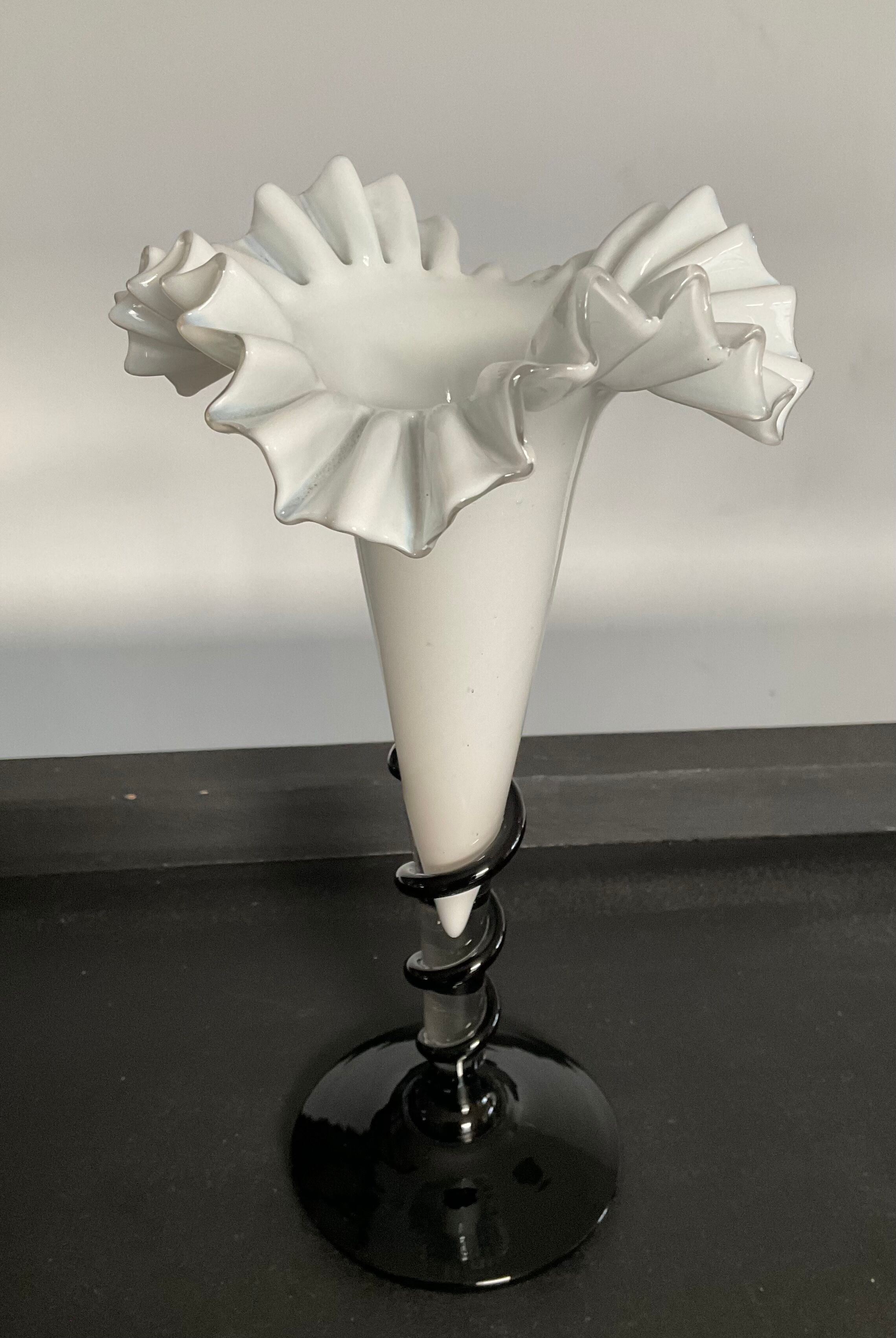 Vintage soliflore vase in glass paste 50s