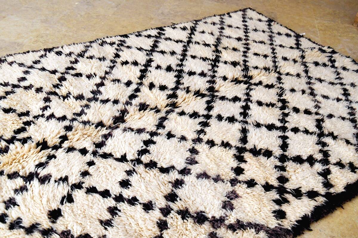Vintage Beni Ouarain rug