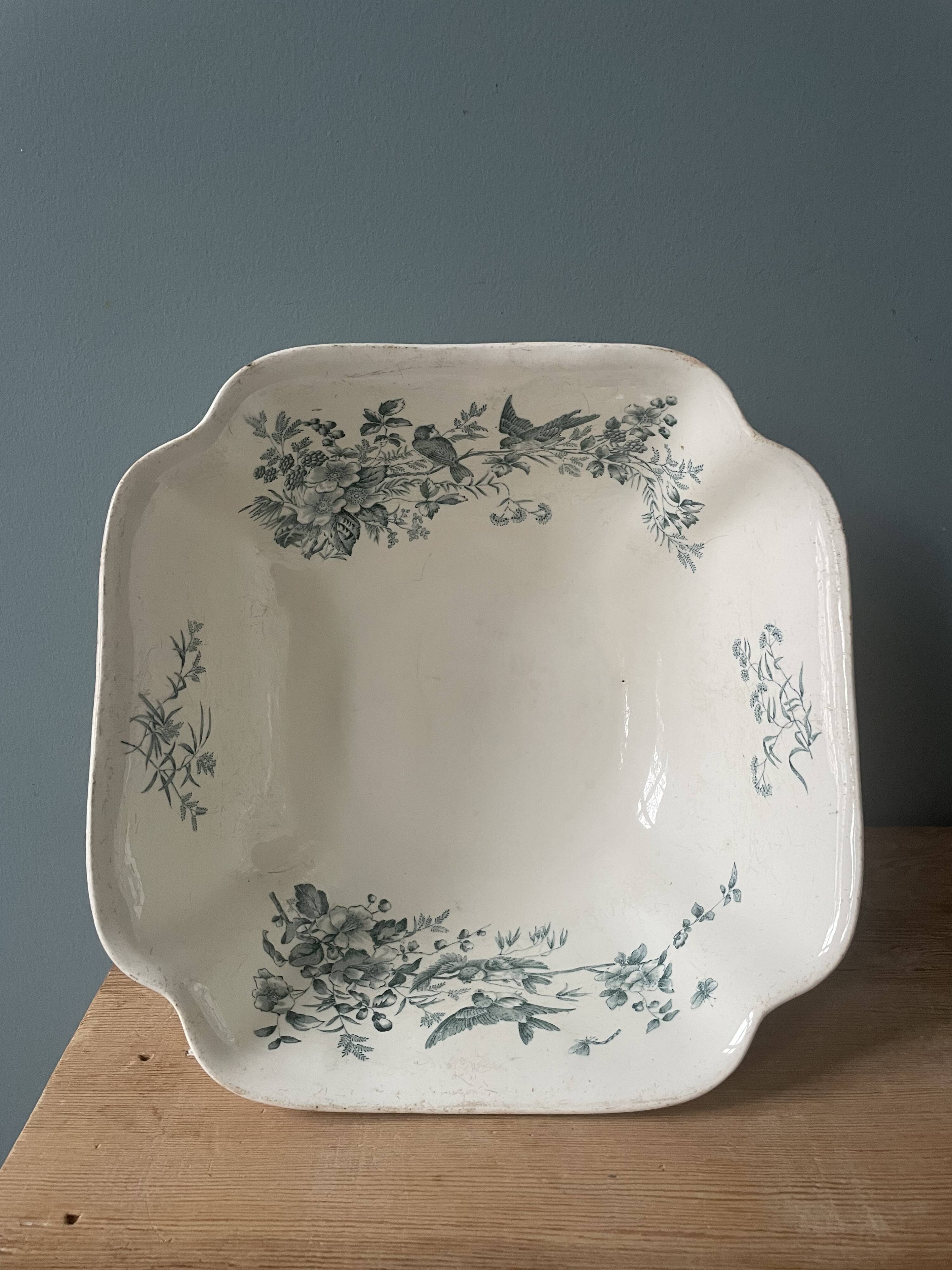 Nineteenth century earthenware bowl from Longwy, Mignon model