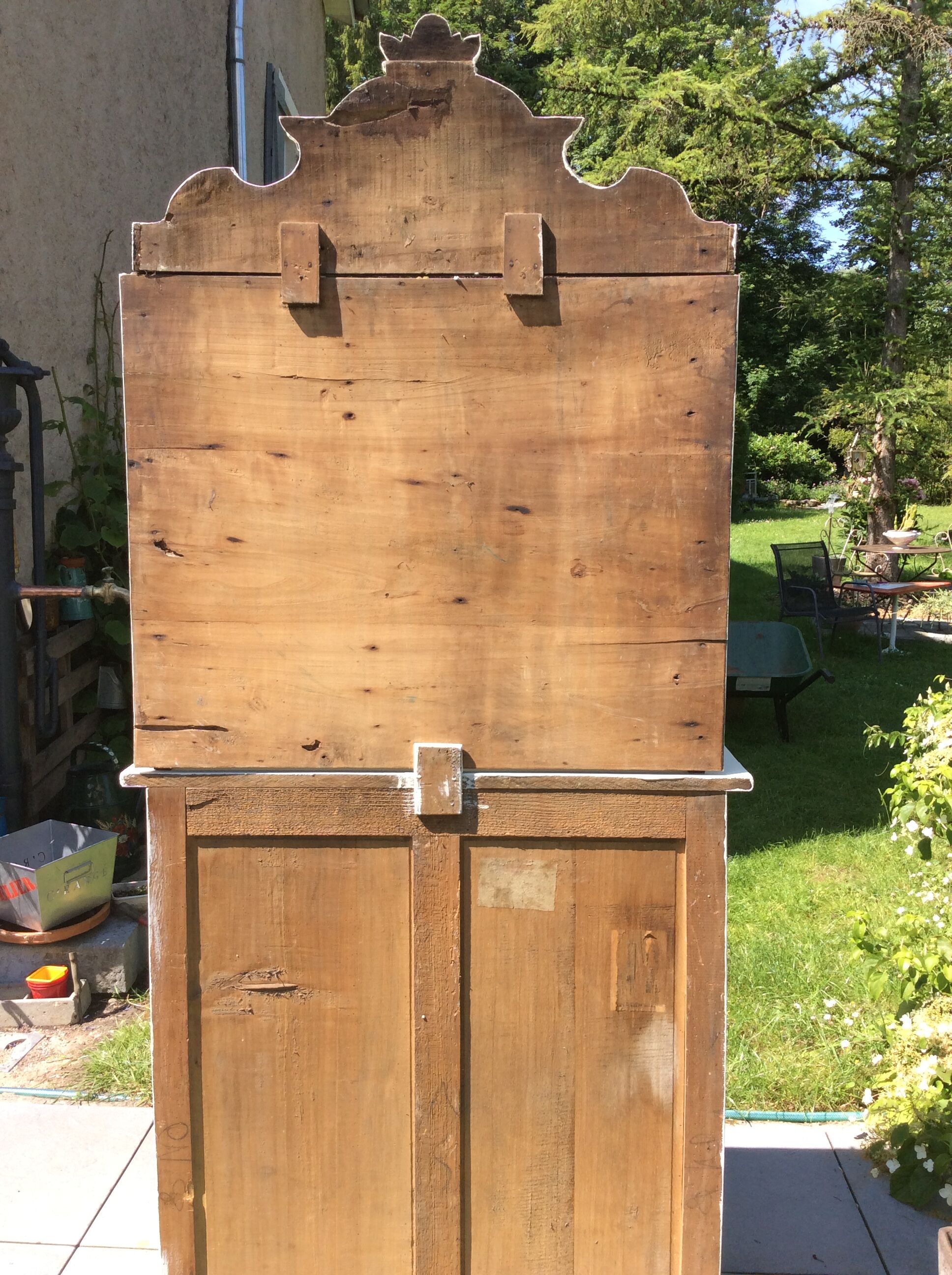 Splendid buffet cauldging completely given to the taste of the vintage day