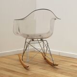 Chaise design à bascule