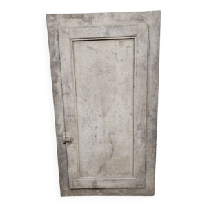 Porte ancienne en sapin