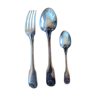 Silver metal cutlery set